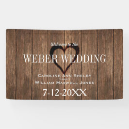 Rustikales Holz und Banner für die Hochzeit im Her