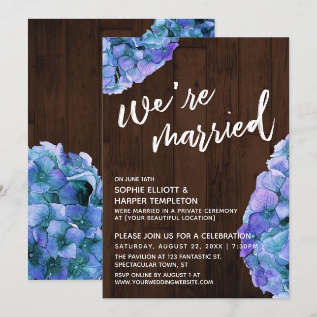 Rustikales Holz und blaues Hydrangea Wir sind Verh Einladung (Vorne/Hinten)
