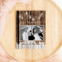 Rustikales Holz und Lanterns Hochzeitskündigung