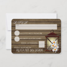 Rustikales Holz und Laternenreaktion