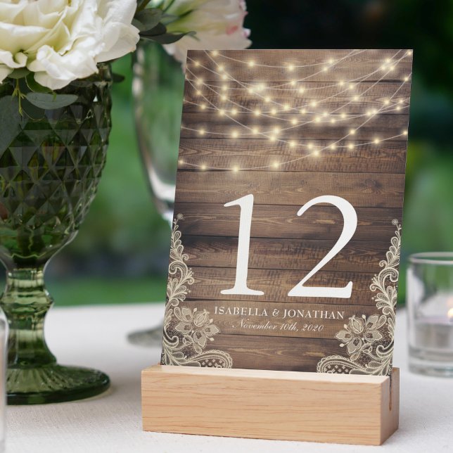 Rustikales Holz und String Lights | SpitzenTischnu Einladung (Rustic Wood & String Lights | Lace Table Number)