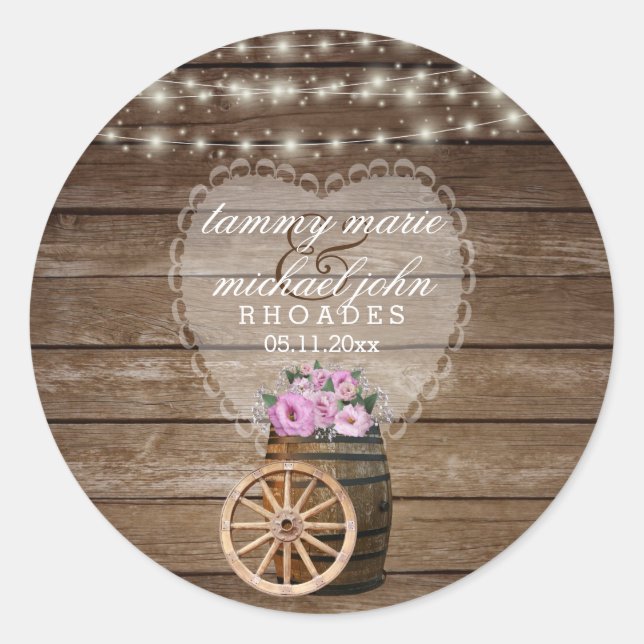 Rustikales Holzfass Hochzeit mit rosa Blume Runder Aufkleber (Vorderseite)