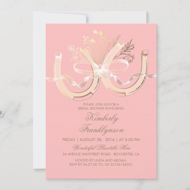 Rustikales Horseshoe Gold Pink Brautparty Einladung (Vorderseite)