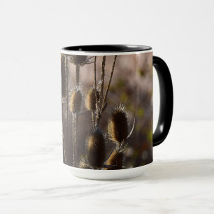 Rustikales Karde-Distel-Trockenpflanzenmuster Tasse