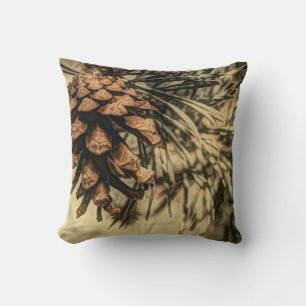 Rustikales Kiefernsteindesign Kissen