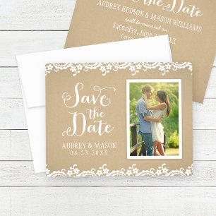 Rustikales Kraft- und Spitzen-HochzeitsFoto Save The Date