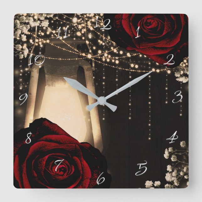 Rustikales Laternenlicht und dunkle Rote Rosen Blu Quadratische Wanduhr (Vorderseite)