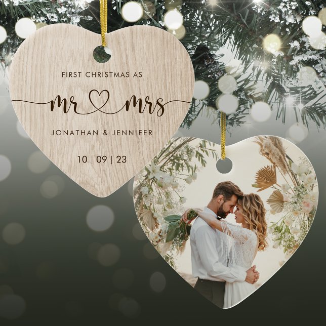 Rustikales Mr. und Mrs. Wedding Foto Keramik Ornament (Von Creator hochgeladen)