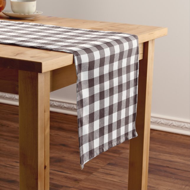 Rustikales neutrales Brown White Gingham Buffalo K Kurzer Tischläufer (Beispiel)