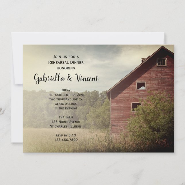 Rustikales Roter Barn Country Hochzeit Probe Dinne Einladung (Vorderseite)