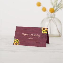 Rustikales Rotes Holz Sonnenblumen Blütenhochzeit Platzkarte