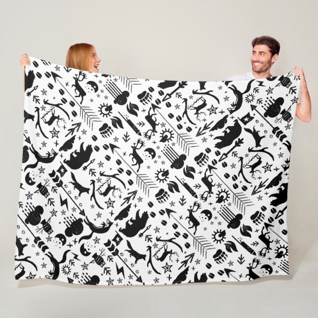 Rustikales Schwarzwurenbär Hirschfoxwaldmuster Fleecedecke (Beispiel)