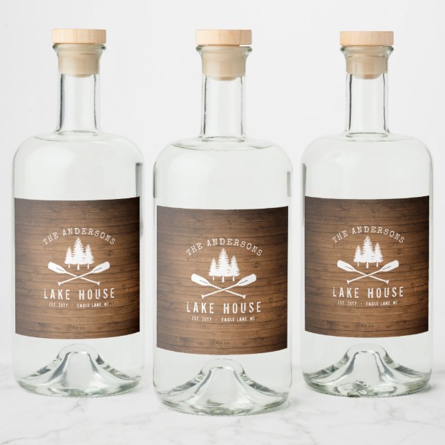 Rustikales Seehaus Oars Trees Holz Print Alkoholflaschenetikett (Flaschen)