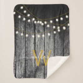 Rustikales Stall Black Wood Gold String Lights Mon Sherpadecke