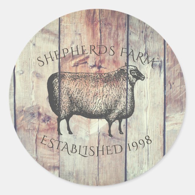 Rustikales Stallholz und Schafe Runder Aufkleber (Vorderseite)