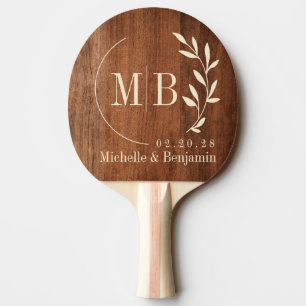 Rustikales Walnuss Holz Blatt Hochzeitsmonogramm Tischtennis Schläger