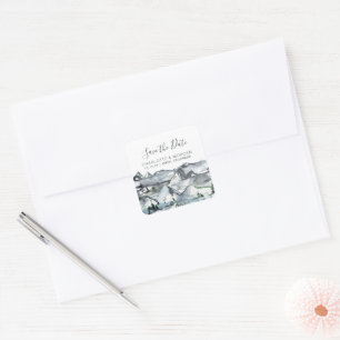 Rustikales Wasserfarbfoto vom Berg Save the Date  Quadratischer Aufkleber