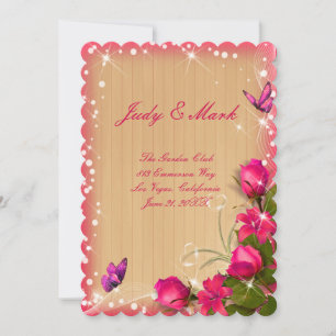 Rustikales Wood Pink Blumenschmetterling Hochzeitm Einladung
