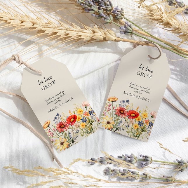 Rustische Wildblume Lasse Liebe wachsen Gastgesche Geschenkanhänger (Let Love Grow wedding favor tags from the Rustic Wildflower Wedding Collection by Darling & May)