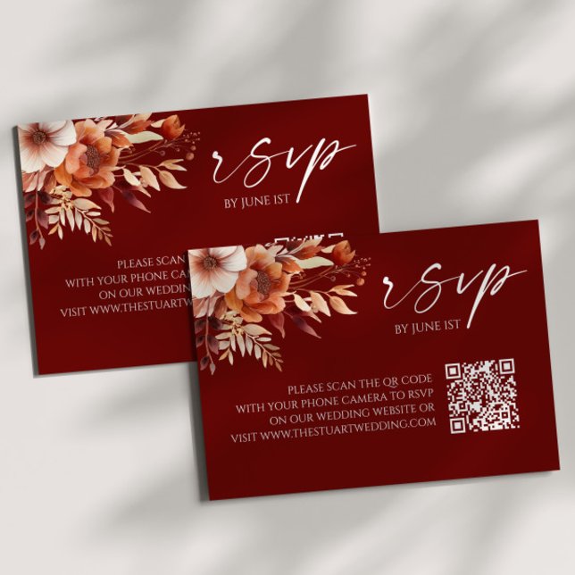 Rusty Bourgogne Floral QR Code Mariage Carte RSVP (Créateur téléchargé)