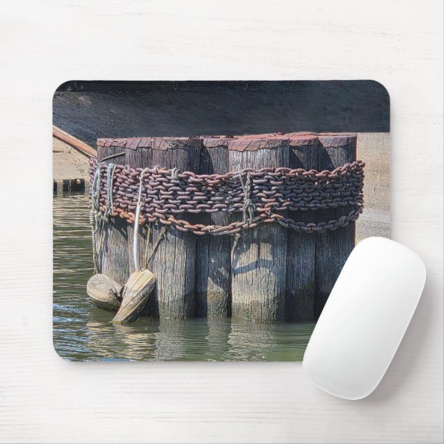Rusty Chains umschlungen um Hafenstreifen Mousepad (Mit Mouse)