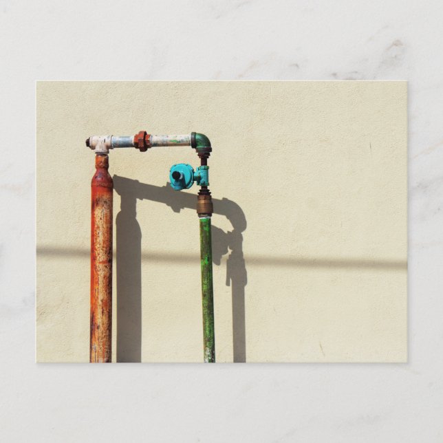 Rusty Pipes Postkarte (Vorderseite)