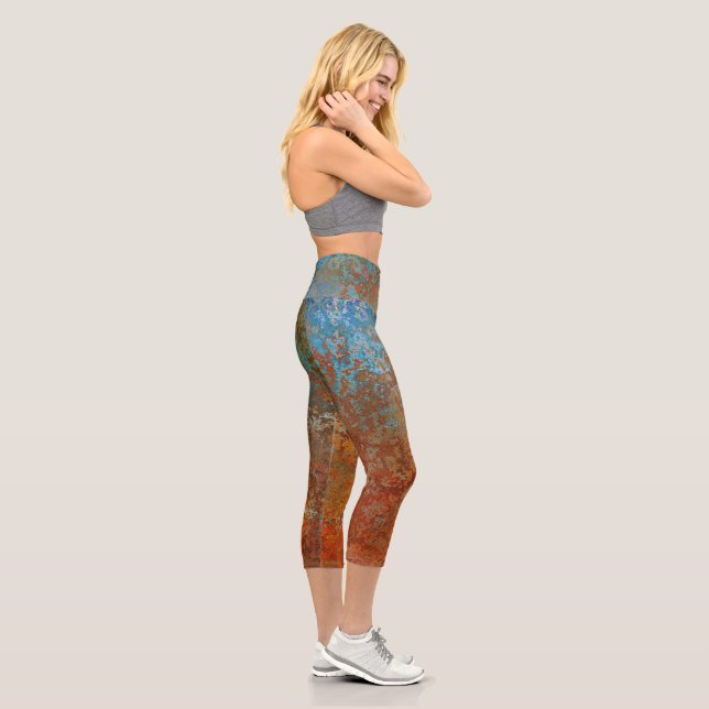 Rusty, Verdigris, Grunge Steampunk Capri Leggings (Rechts)
