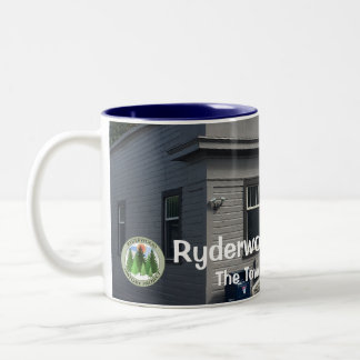 Ryderwood-Tasse (Nummer 2 in einem Set von 4) Zweifarbige Tasse