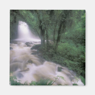 SA, Peru, S.H. Machu Picchu, Wasserfall und Wolke Magnet