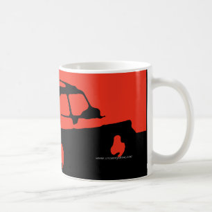 Saab 900 SPG/Aero - rouge sur la tasse foncée de