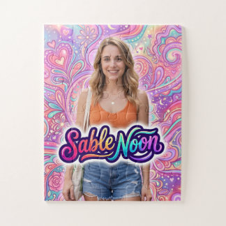 Sable Noon Beauty Pose #1 mit farbenfrohem Hinterg