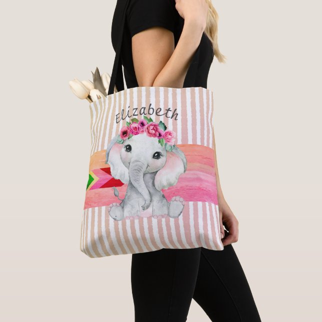 Sac à couches pour éléphants rose et gris moderne (De près)