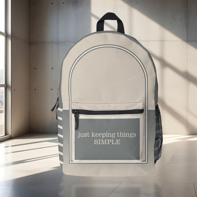 Sac À Dos Imprimé Gris Tan Simple (Tan grey backpack featuring a simple design with a few stripes. Add your custom quote.)