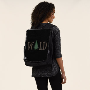 Sac À Dos Pins dans la forêt sauvage