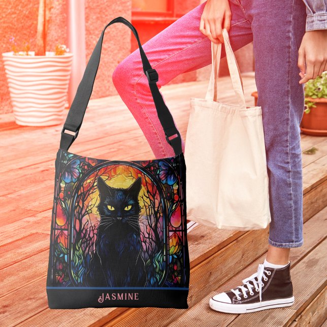 Sac Ajustable Black Cat Vitrail Rouge Éffrayant (Black Cat Lover Stained Glass Red Spooky Crossbody Bag (Front))