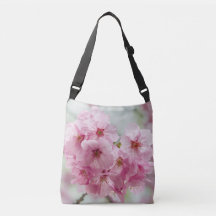 Élégance de pétale rose – Art floral japonais