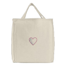 Sac brodé par coeur