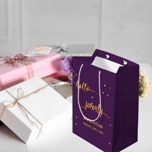Sac Cadeau Moyen 70e anniversaire violet or bonjour 70 nom script
