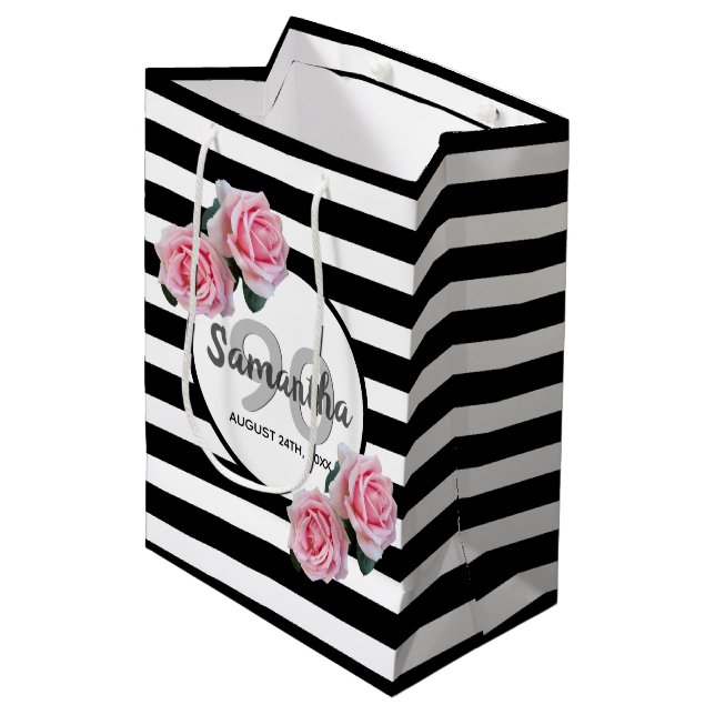 Sac Cadeau Moyen 90e anniversaire rose roses noir blanc rayures (Devant Angle)