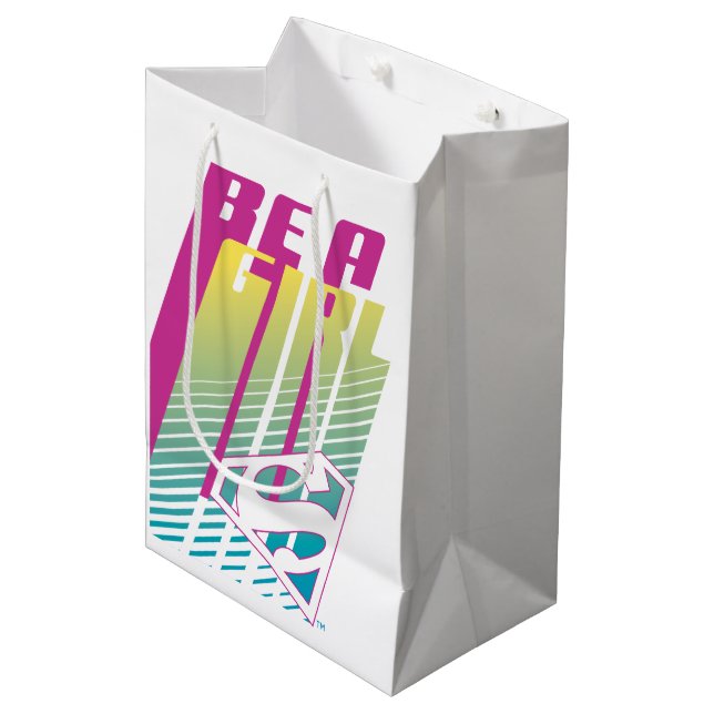 Sac Cadeau Moyen "Be A Girl" Supergirl Graphic (Devant Angle)