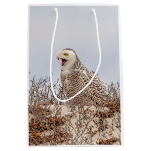 Sac Cadeau Moyen Chouette neige assise sur la plage