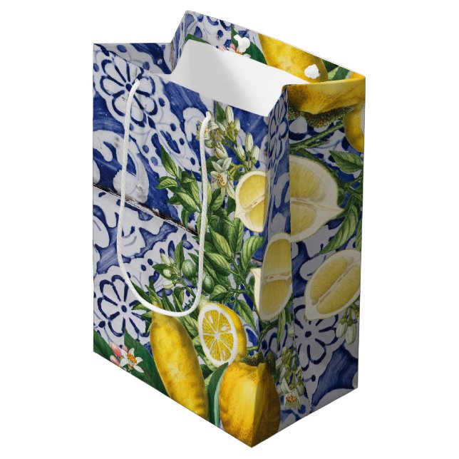 Sac Cadeau Moyen Citrons méditerranéens Carreaux portugais d'été (Devant Angle)