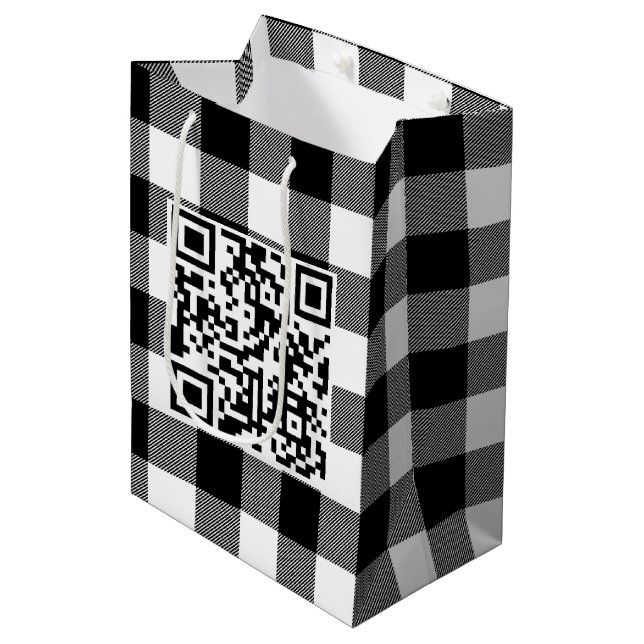 Sac Cadeau Moyen Code QR Anniversaire sur Buffalo PLaid (Devant Angle)