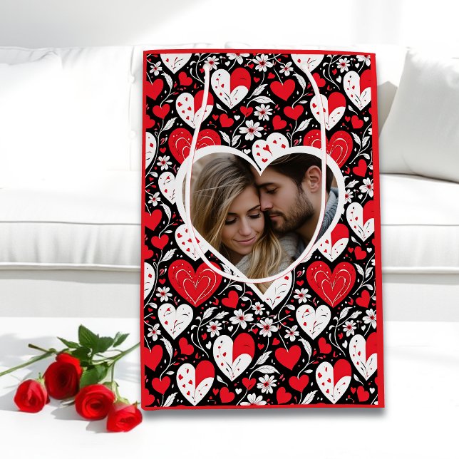 Sac Cadeau Moyen Coeurs et fleurs Photo personnalisée Saint Valenti (Créateur téléchargé)