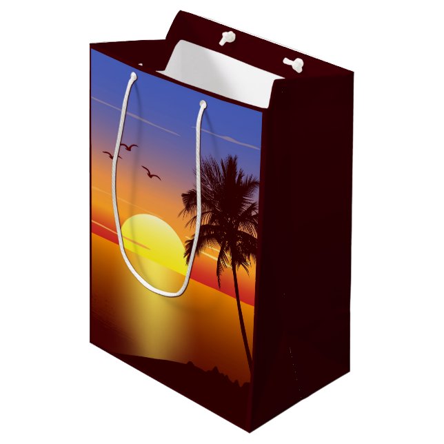 Sac Cadeau Moyen Coucher du soleil à la plage tropicale (Devant Angle)