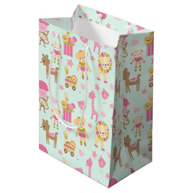 Sac Cadeau Moyen Cute Pattern avec Whimsical Animals & Toys (Devant Angle)