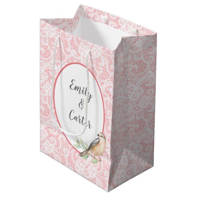 Sac Cadeau Moyen Dentelle mariage sur rose pâle (Devant Angle)