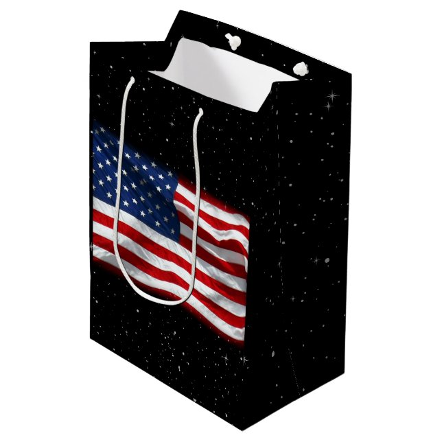 Sac Cadeau Moyen Drapeau américain patriotique États-Unis (Devant Angle)