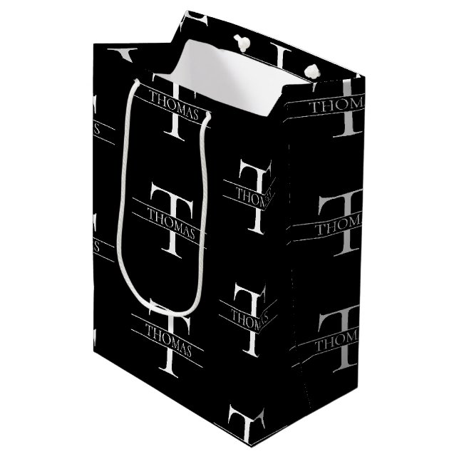 Sac Cadeau Moyen Élégant Monogramme noir Nom personnalisé Motif (Devant Angle)