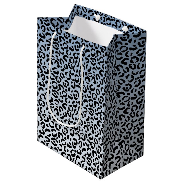 Sac Cadeau Moyen Empreinte de léopard noir Ombre bleu (Devant Angle)